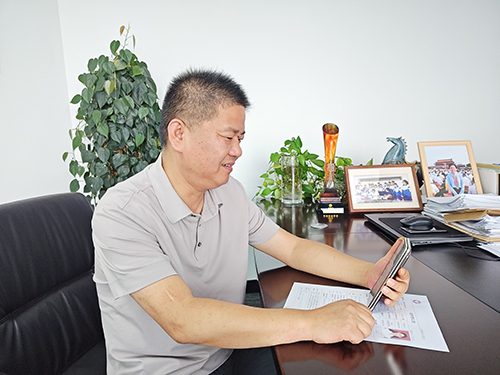 1 829d6a4634efc4431652189514527114 顾春锋.jpg